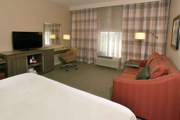  - Hampton Inn Springfield