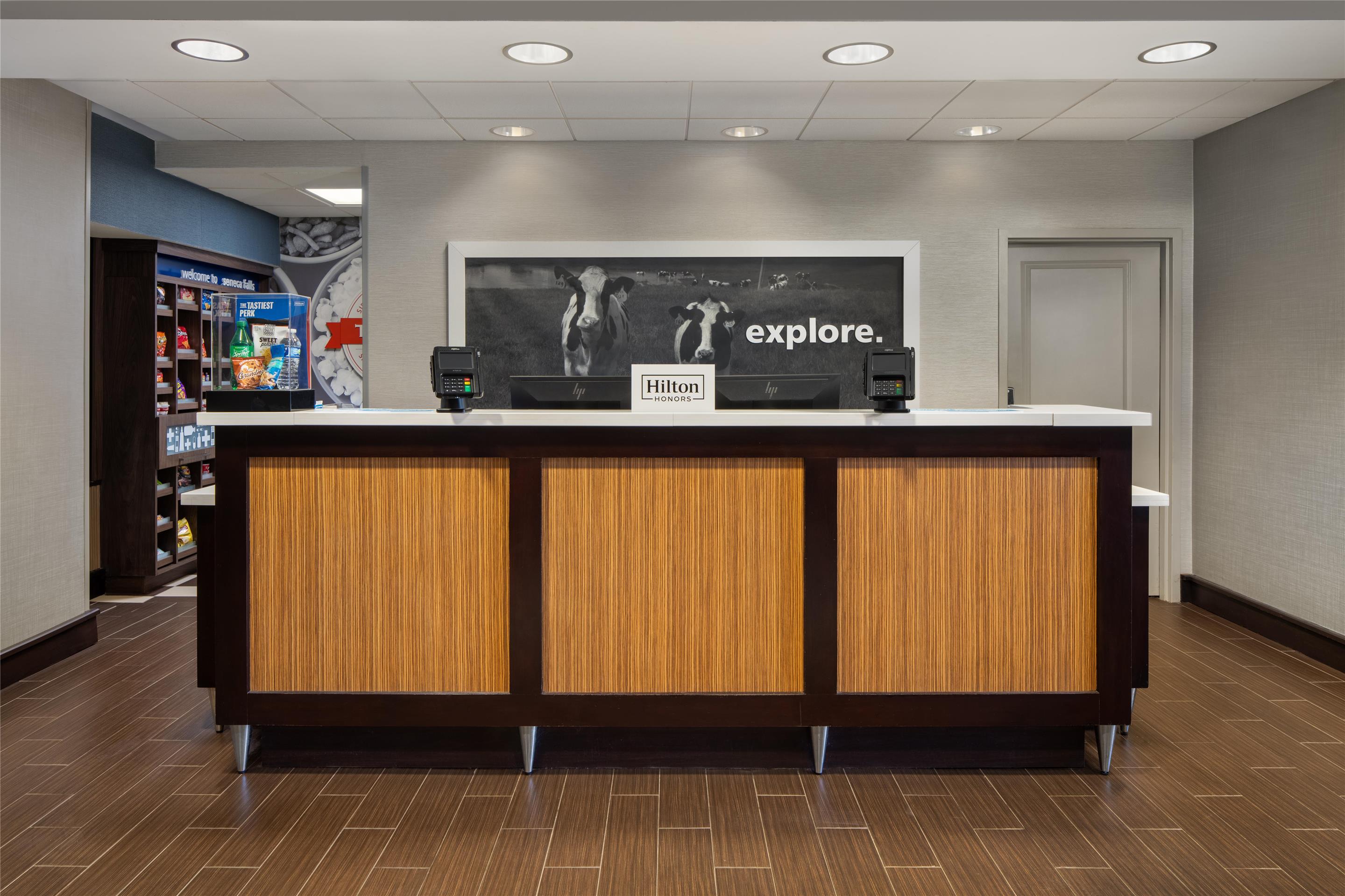 Reception | Hampton Inn Seneca Falls