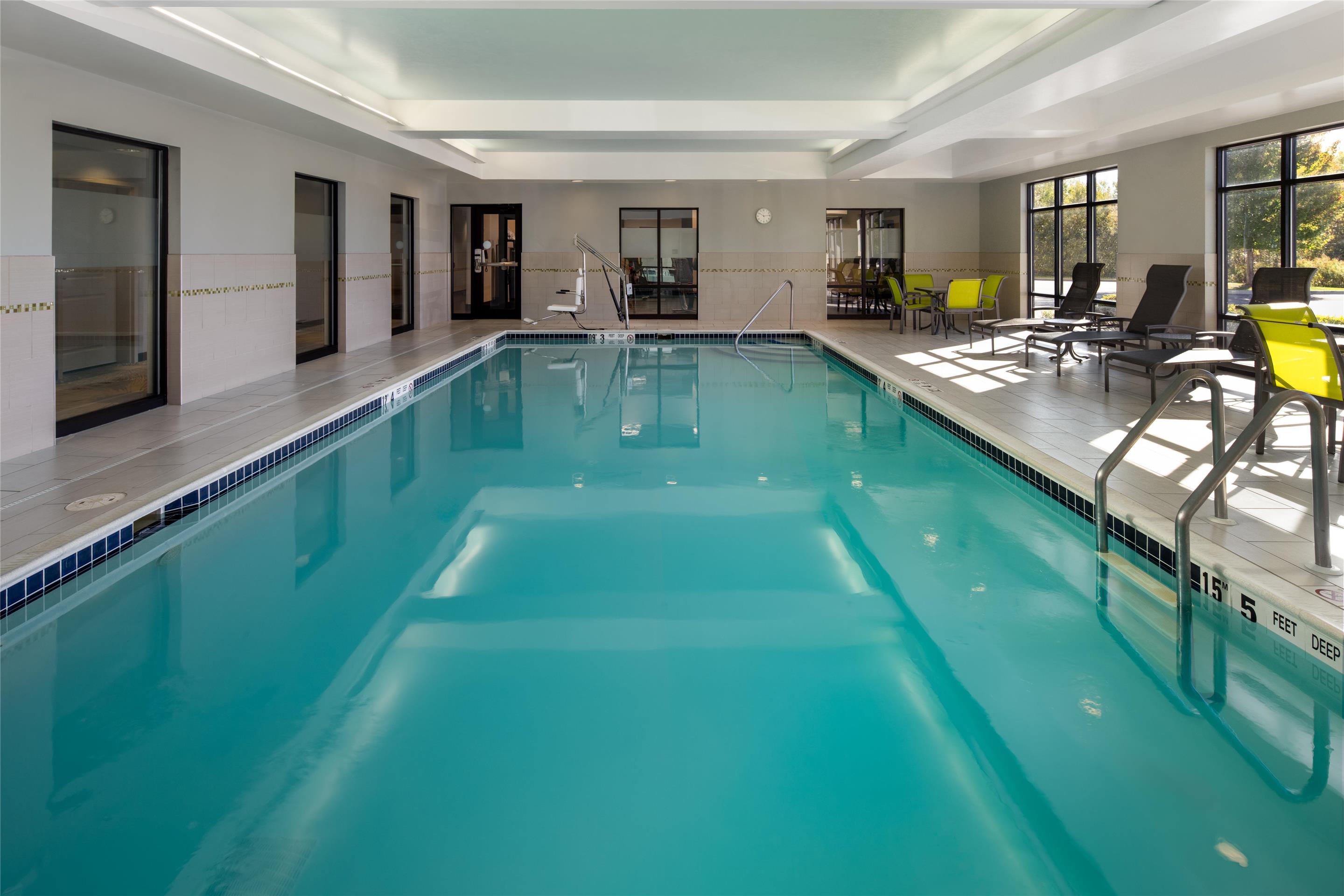 Pool | Hampton Inn Seneca Falls