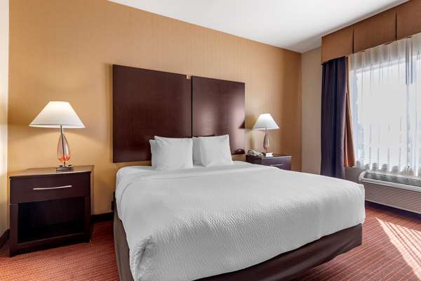 Suite - Best Western Plus DFW Airport West Euless Hotel