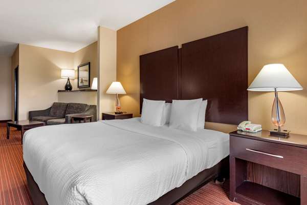 Suite - Best Western Plus DFW Airport West Euless Hotel
