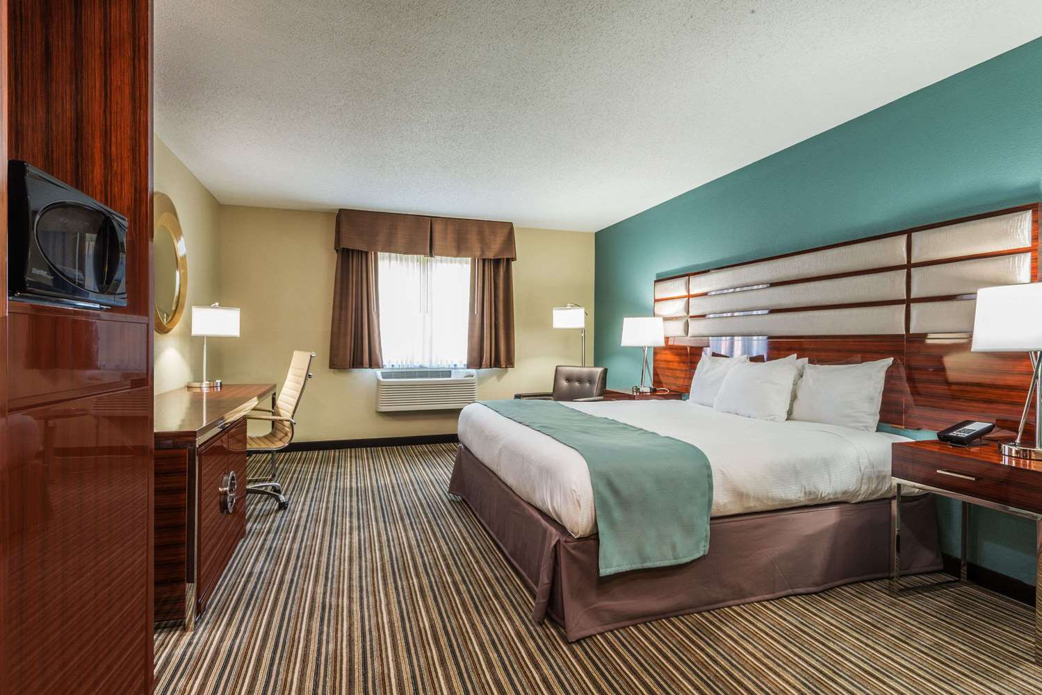 Baymont Inn & Suites Copley I77, Exit 137, OH See Discounts