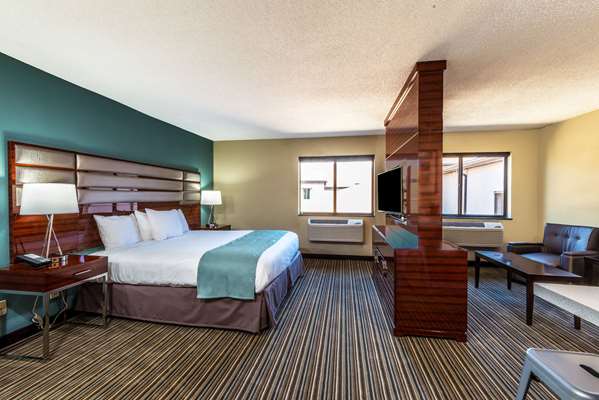  - Baymont Inn & Suites Copley - I-77, Exit 137