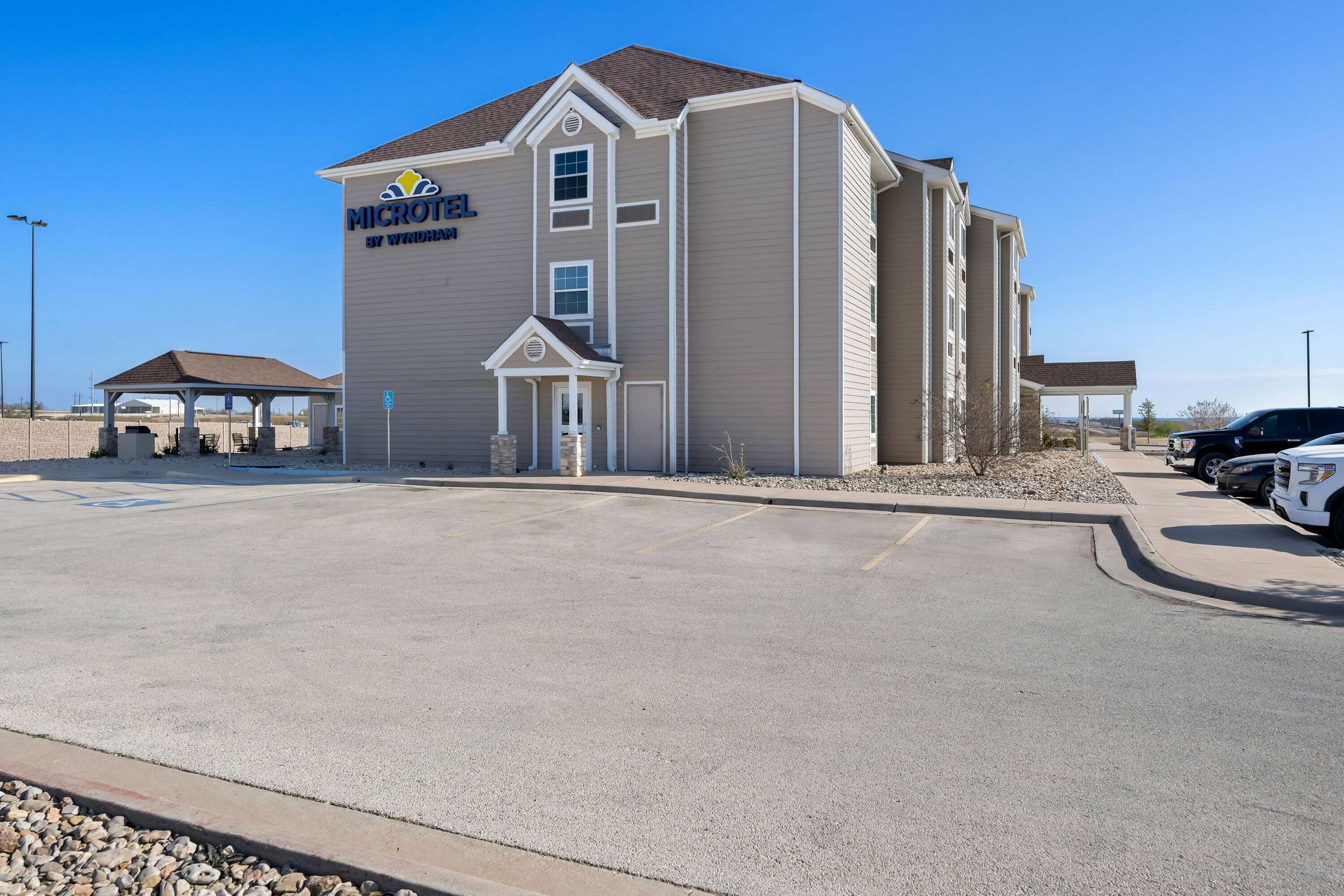 Exterior | Microtel Inn & Suites by Wyndham Sweetwater