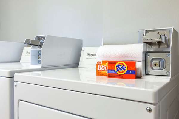 Amenities - Super 8 Motel Carrizo Springs