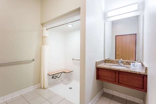  - Wyndham Garden Hotel Fitchburg