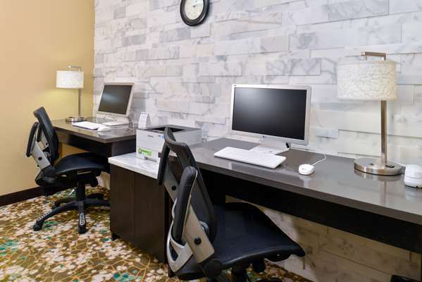 Conference Area - Best Western Long Beach Inn