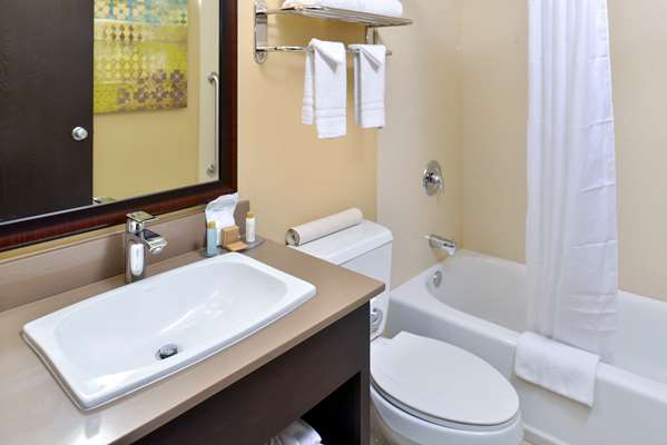  - Best Western Long Beach Inn