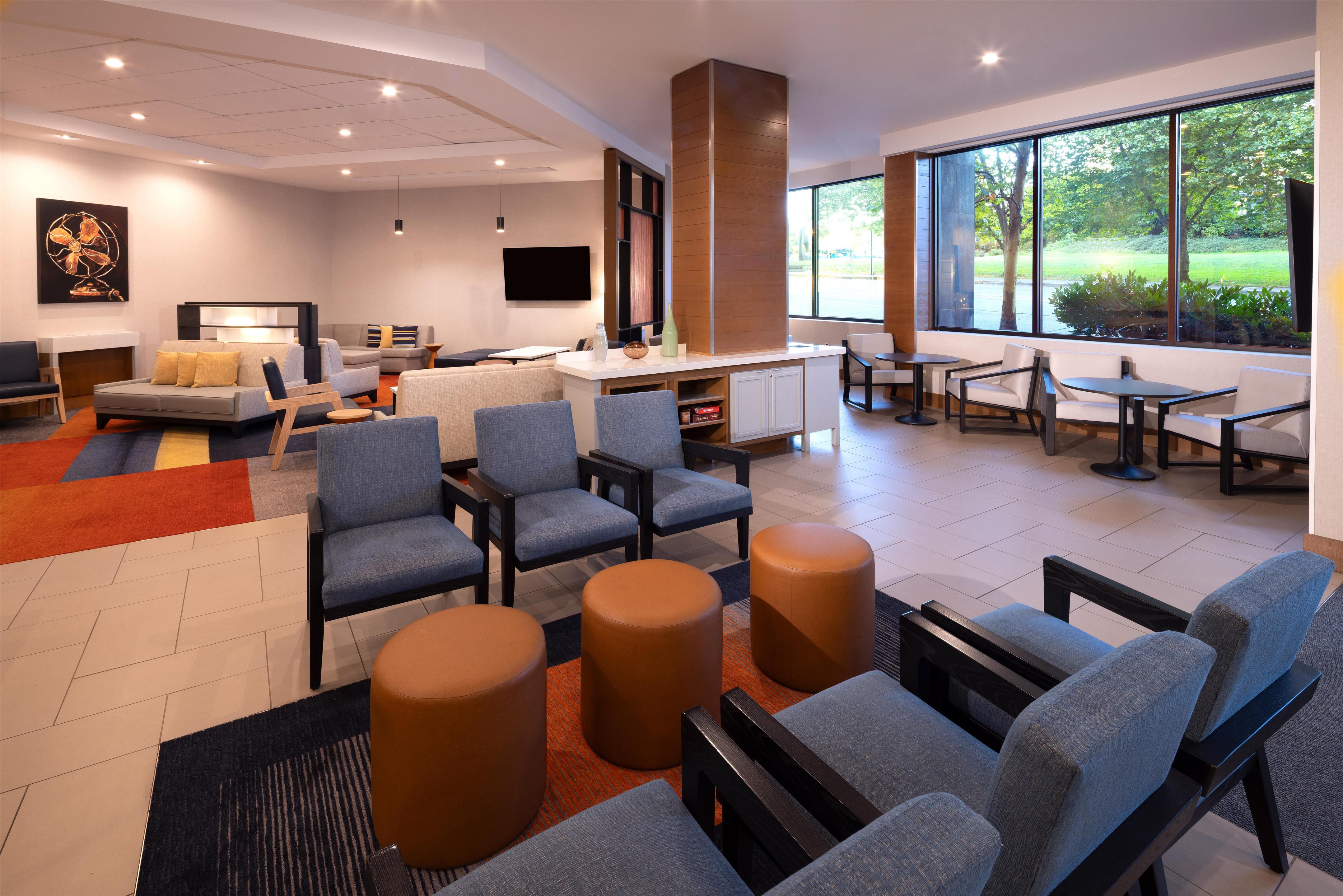 Lobby | Hyatt House Seattle/Downtown