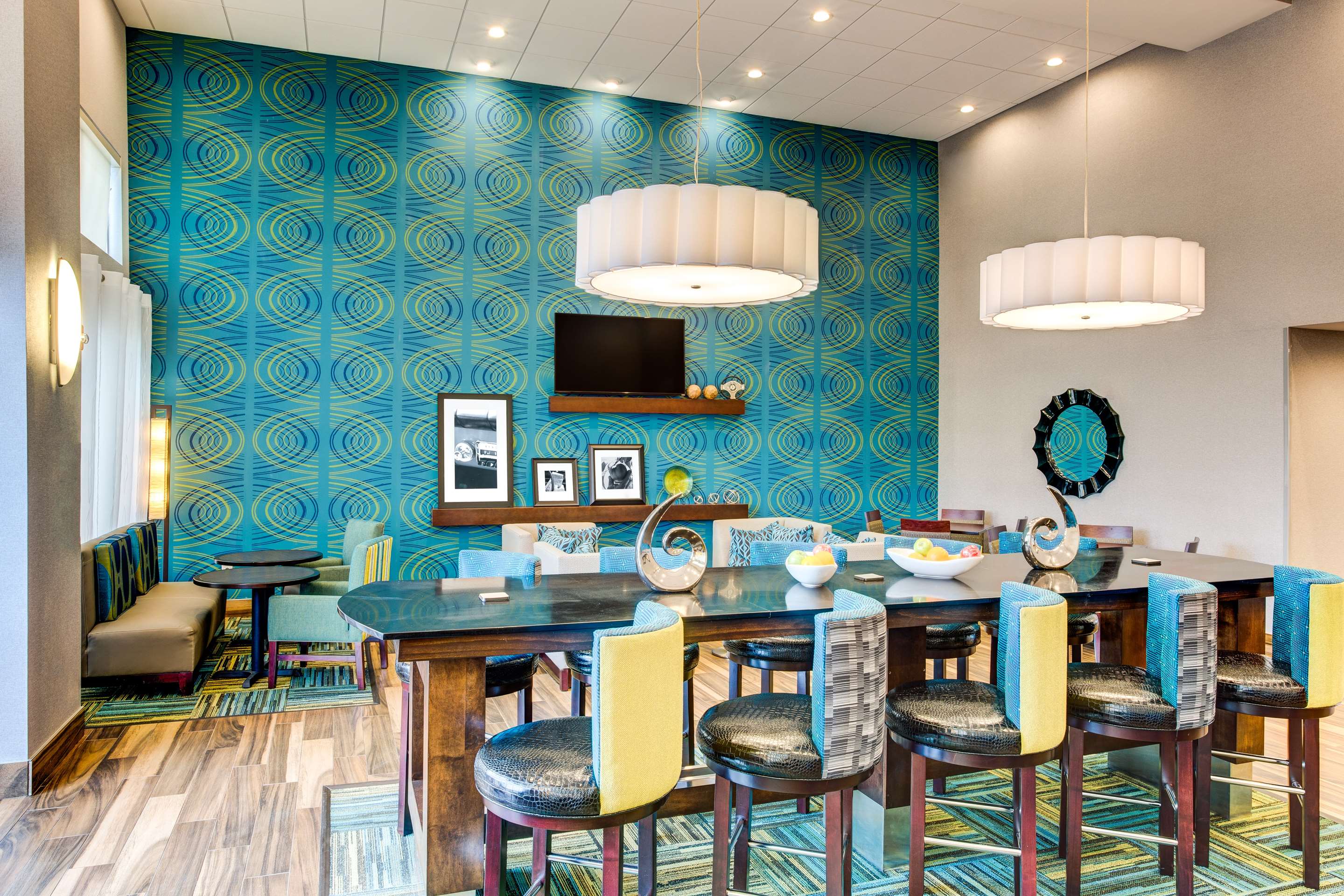 Reception | Hampton Inn & Suites Macon I-475