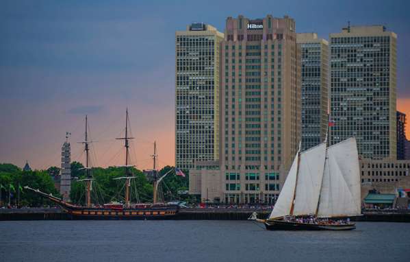 Exterior view - Hilton Philadelphia at Penns Landing Hotel - I-95, Exit 20