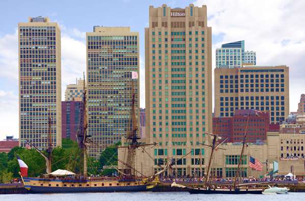 Exterior view - Hilton Philadelphia at Penns Landing Hotel - I-95, Exit 20