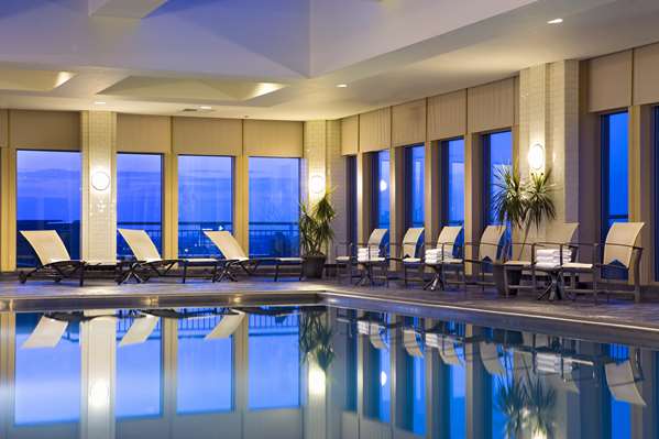 Pool - Hilton Philadelphia at Penns Landing Hotel - I-95, Exit 20