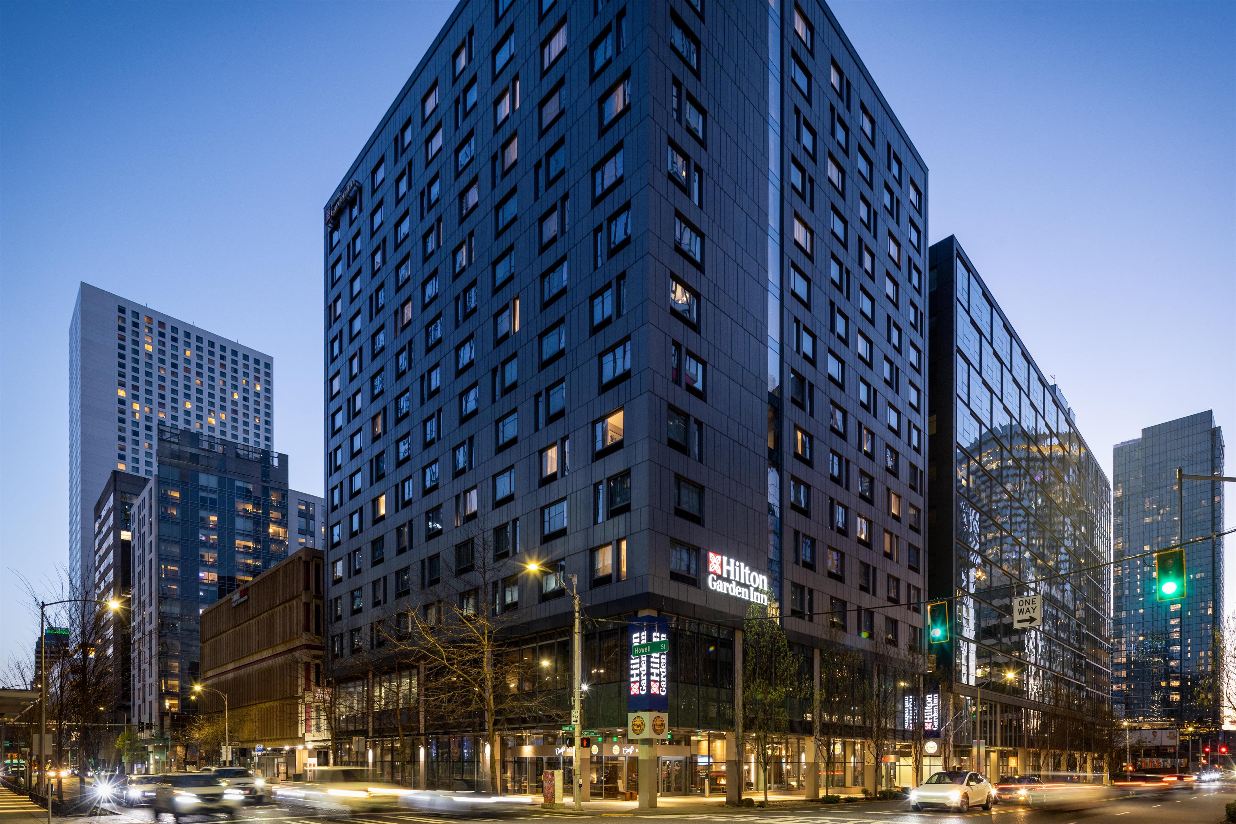 Exterior | Hilton Garden Inn Seattle Downtown