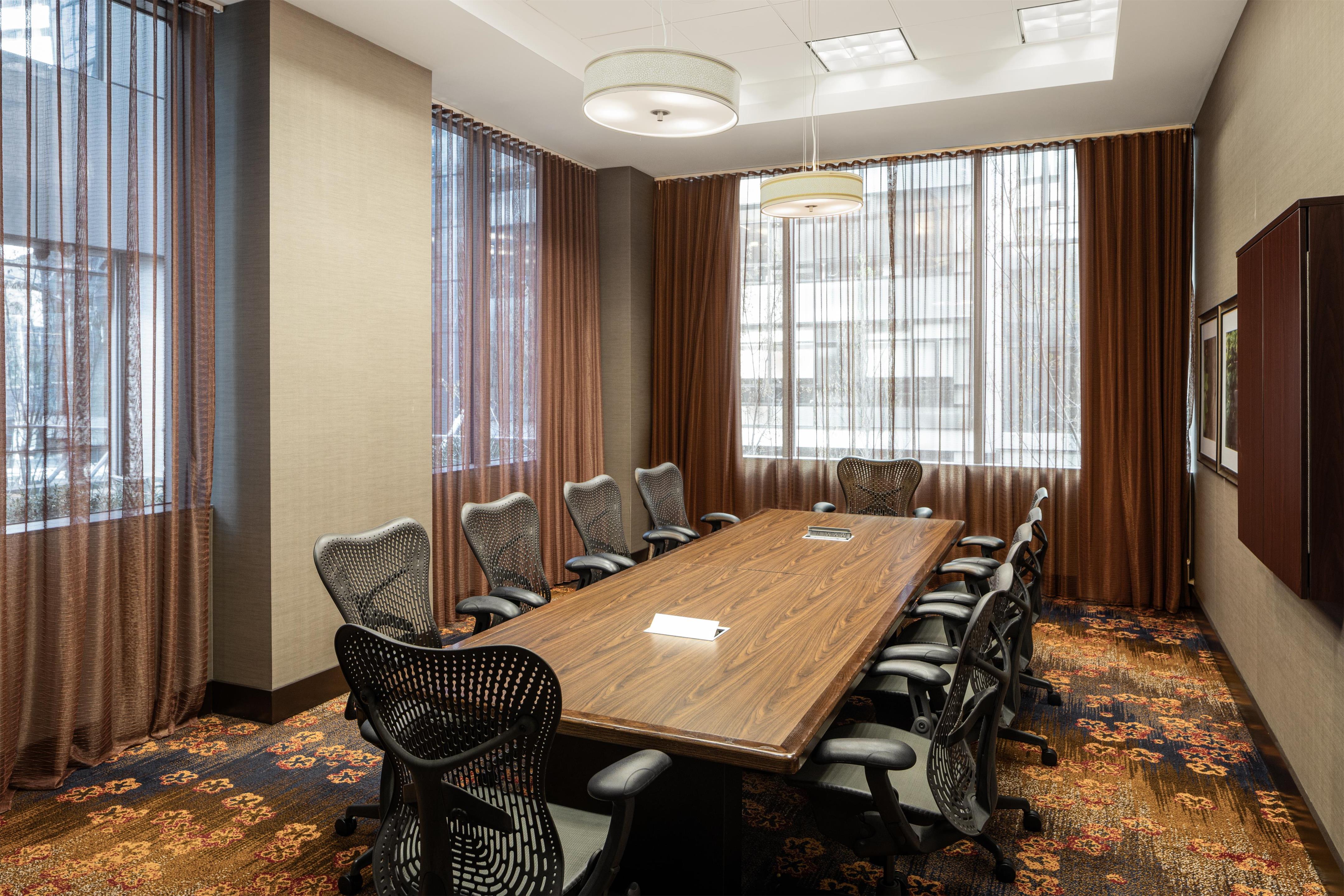 Meeting Room | Hilton Garden Inn Seattle Downtown