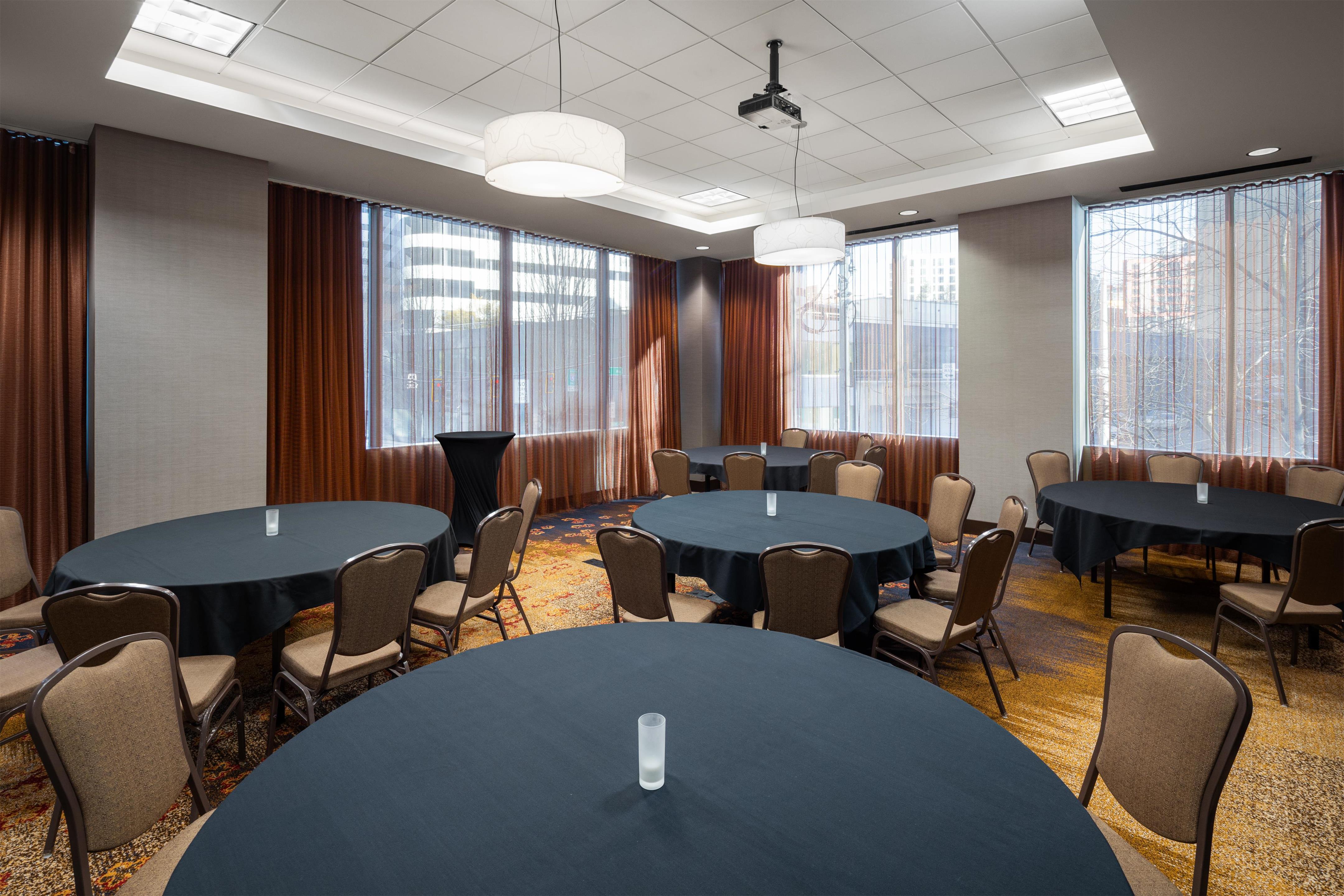 Meeting Room | Hilton Garden Inn Seattle Downtown