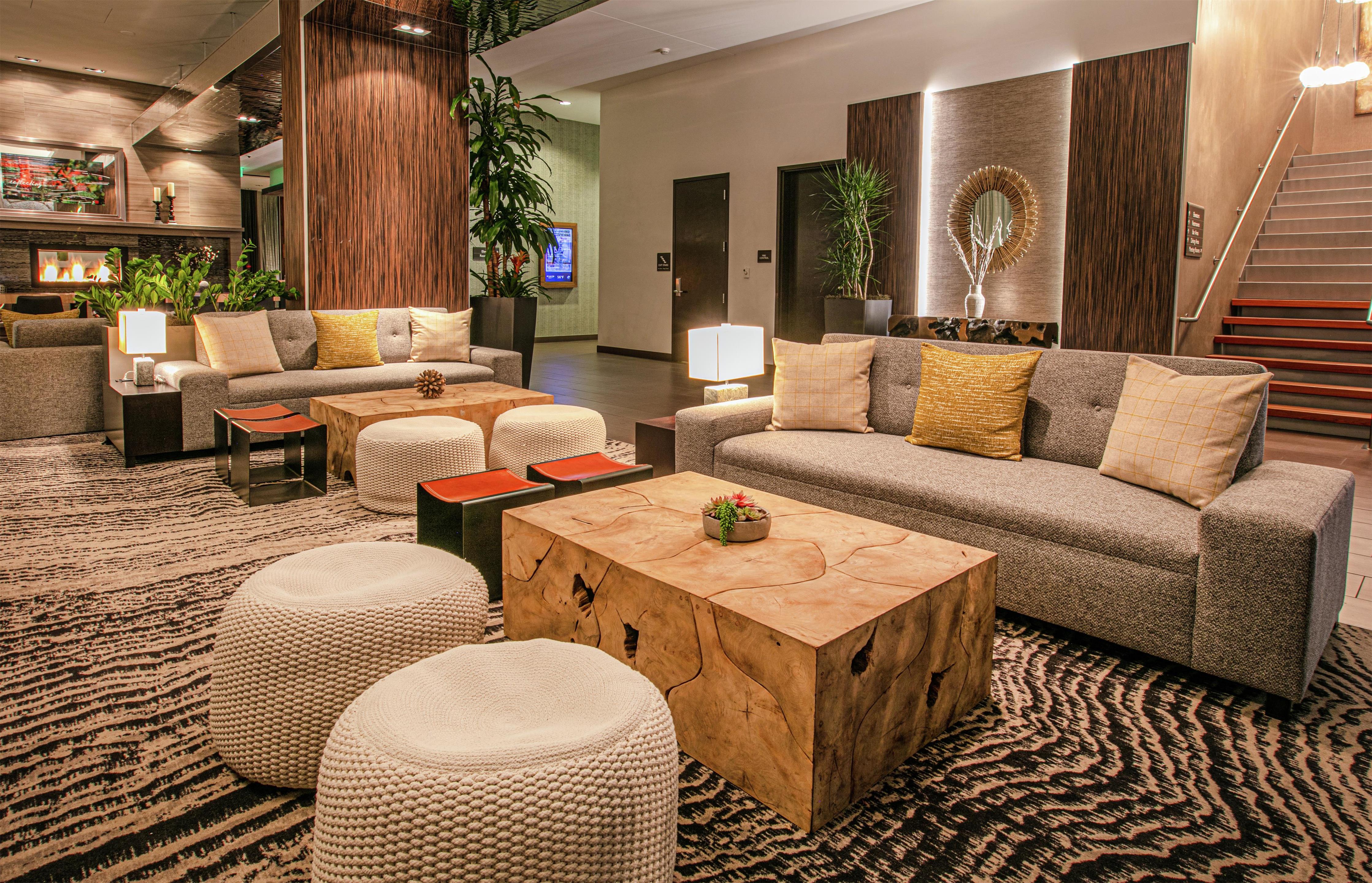 Lobby | Hilton Garden Inn Seattle Downtown