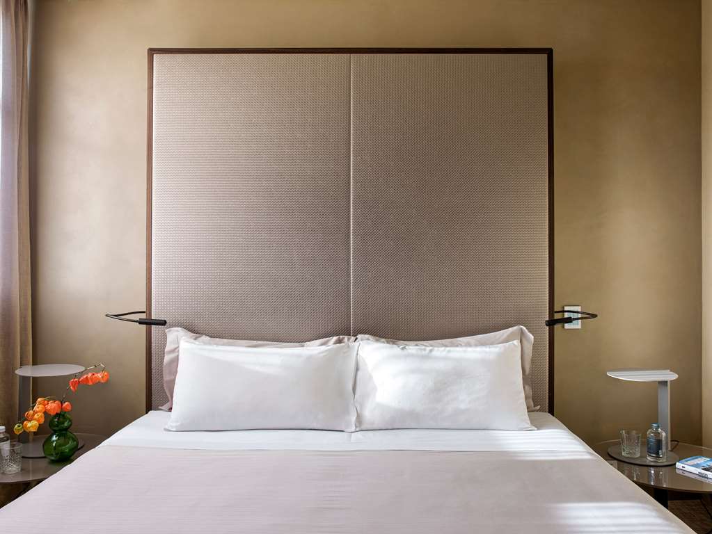 Guest photo