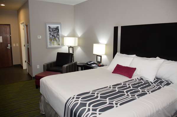  - Best Western Plus Dilley Inn & Suites
