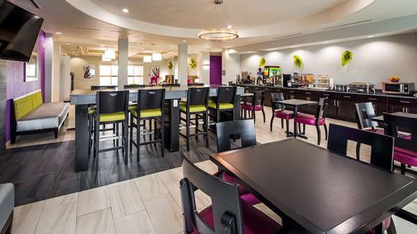 Amenities - Best Western Plus Dilley Inn & Suites