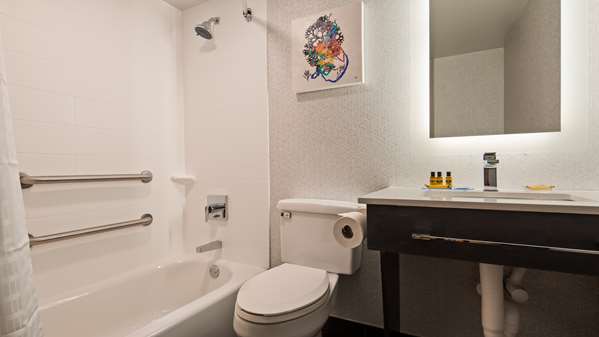  - Best Western Plus Daytona Inn Seabreeze Oceanfront