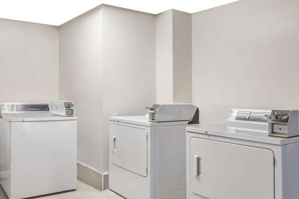 Amenities - Days Inn Historic Area Williamsburg