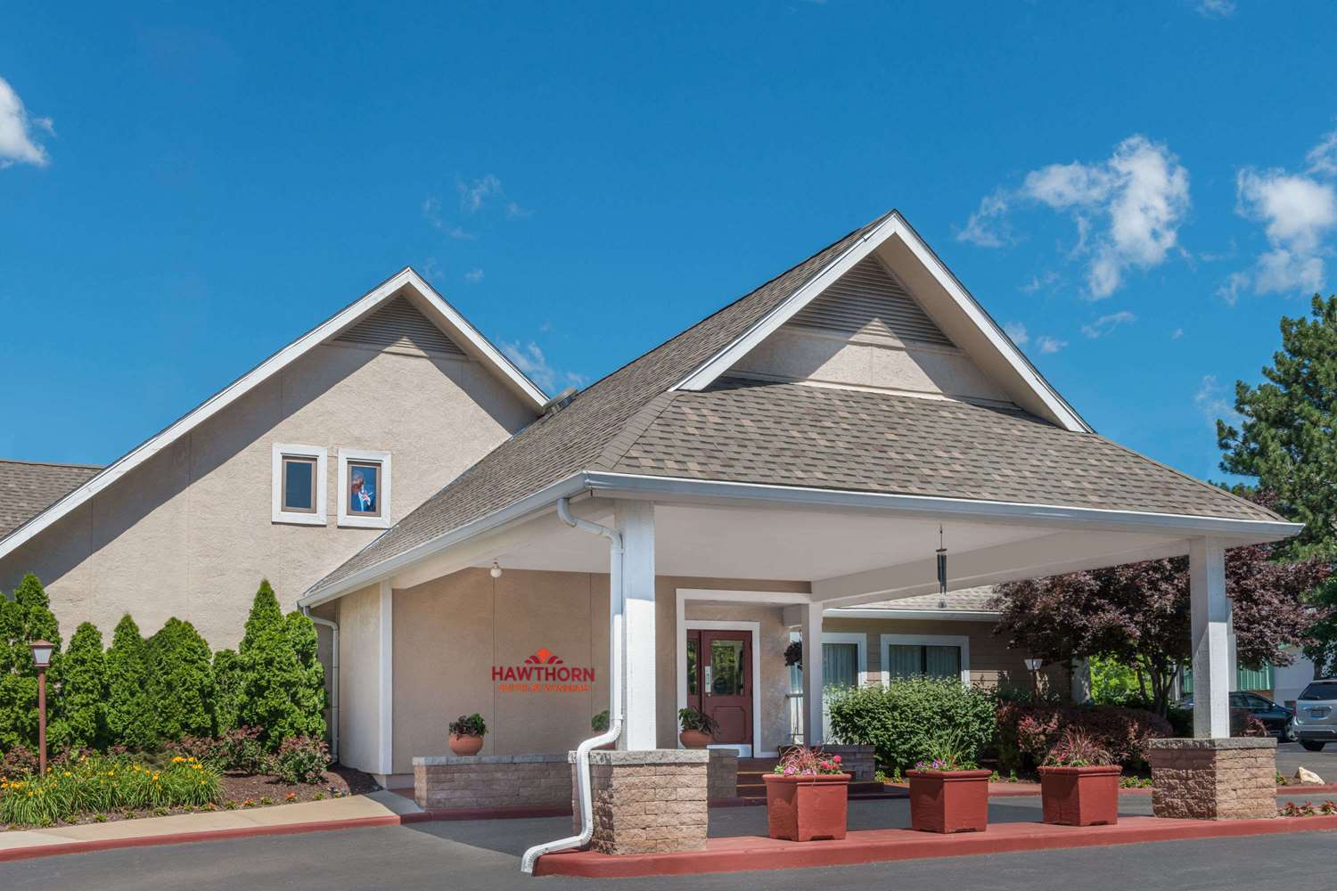 Hawthorn Suites by Wyndham Westport Maryland Heights I270, Exit 16, MO See Discounts