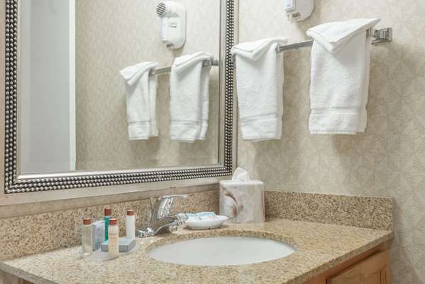  - Hawthorn Suites by Wyndham Westport Maryland Heights - I-270, Exit 16