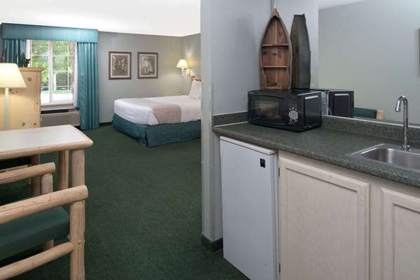 Suite - Baymont Inn & Suites Coeur d'Alene