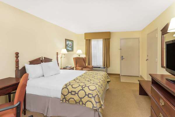  - Baymont Inn & Suites Griffin