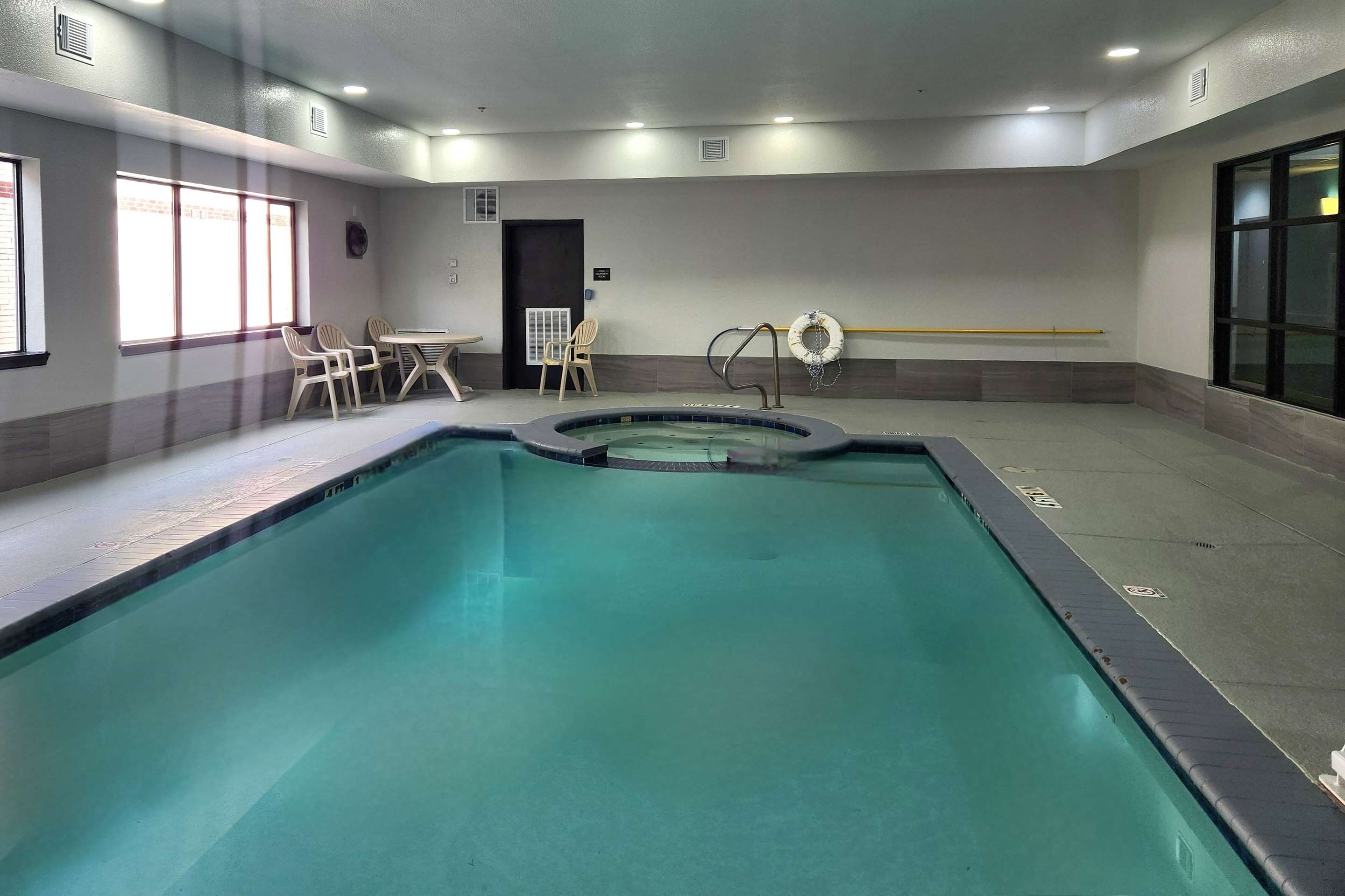 Pool | Days Inn by Wyndham Kemah