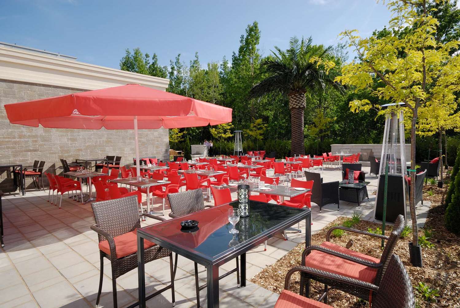 Imperia Hotel Suites Terrebonne, QC See Discounts