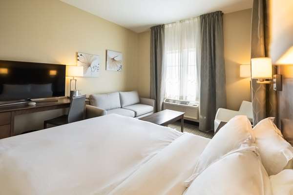  - Imperia Hotel Suites Terrebonne