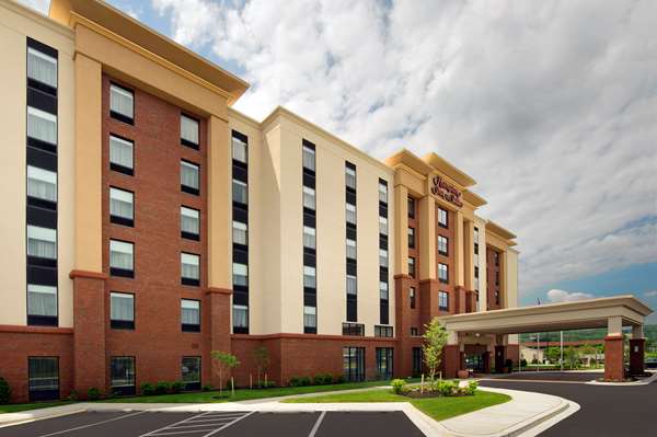 Exterior view - Hampton Inn & Suites North Timonium