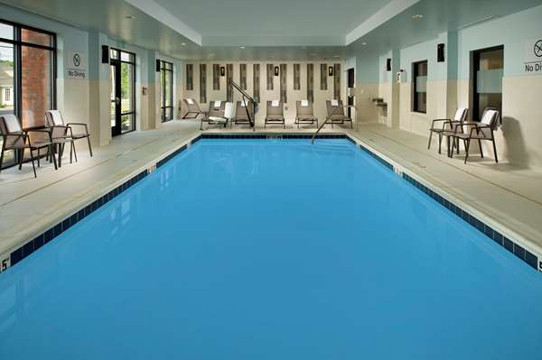 Pool - Hampton Inn & Suites North Timonium