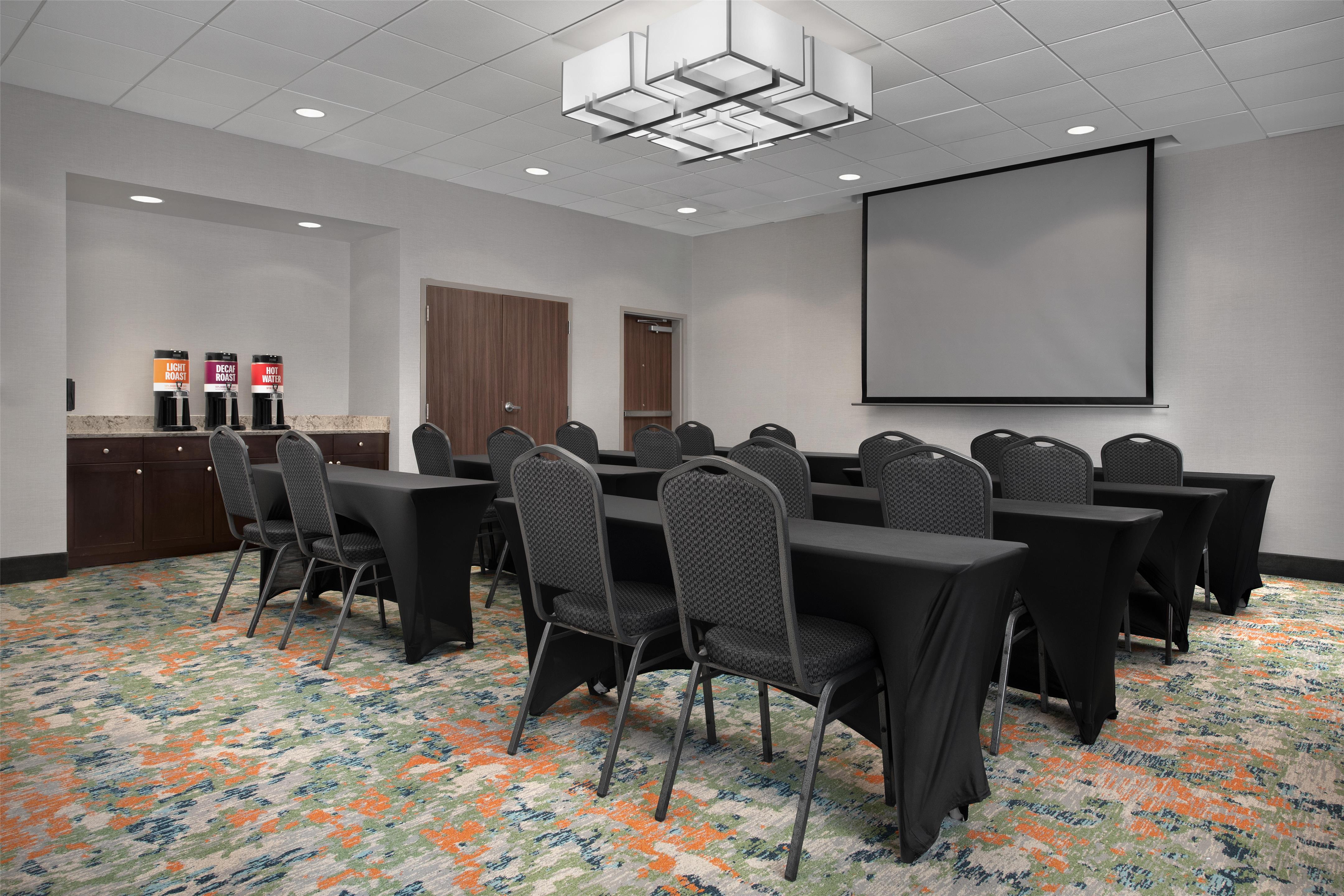 Meeting Room | Hampton Inn & Suites Baltimore North/Timonium