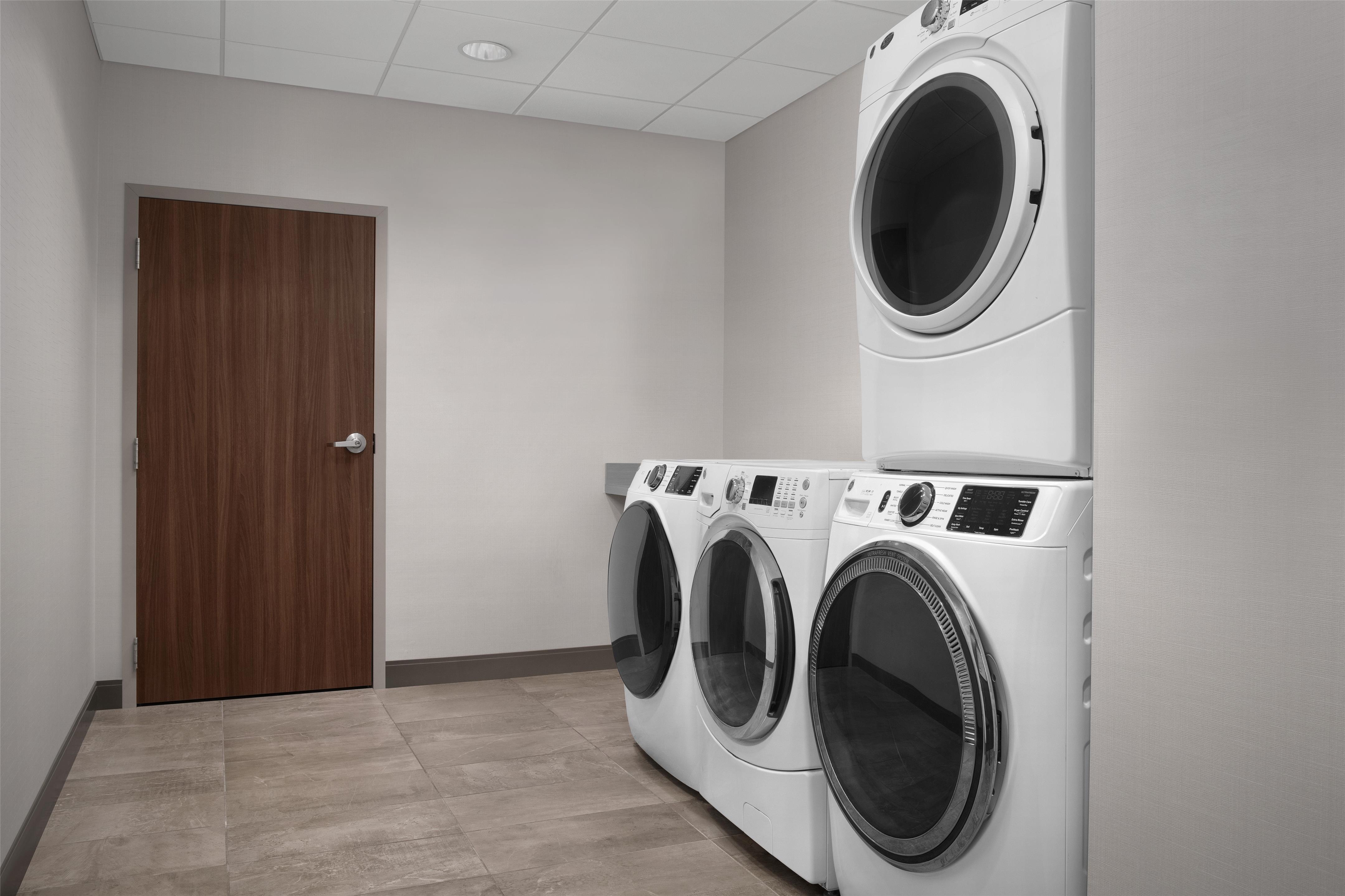 Laundry | Hampton Inn & Suites Baltimore North/Timonium