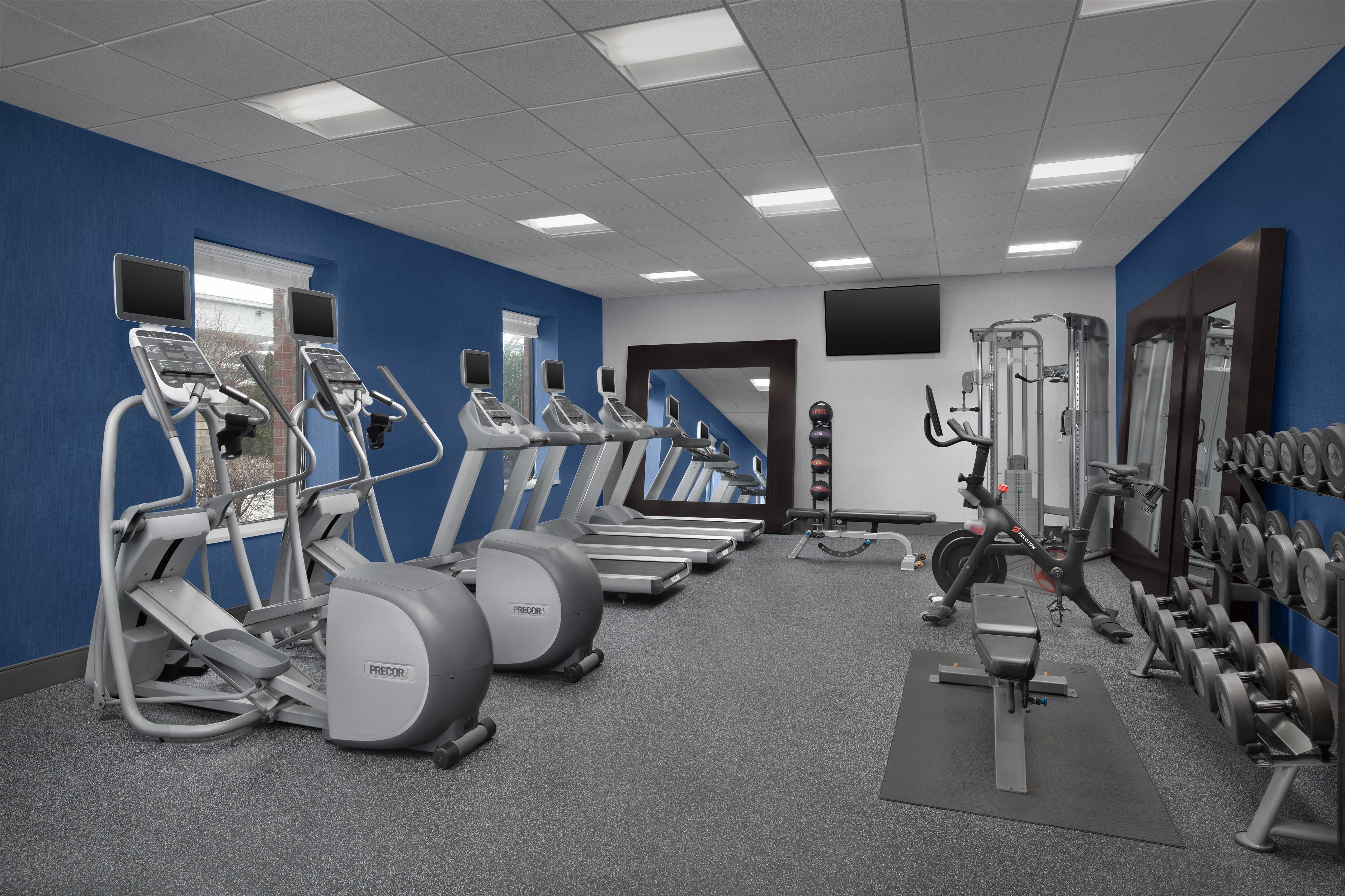 Health club fitness center gym | Hampton Inn & Suites Baltimore North/Timonium