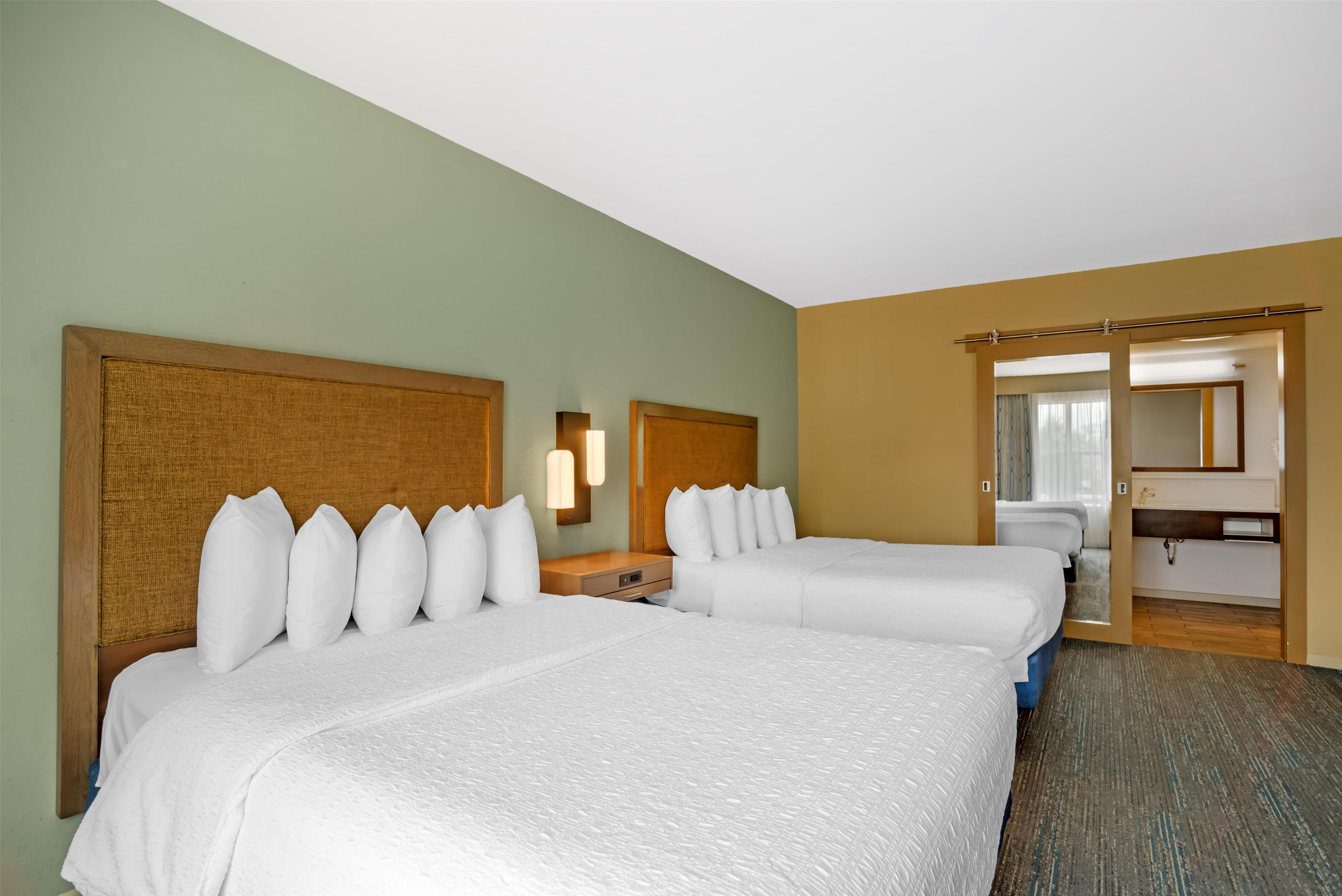 Guest room