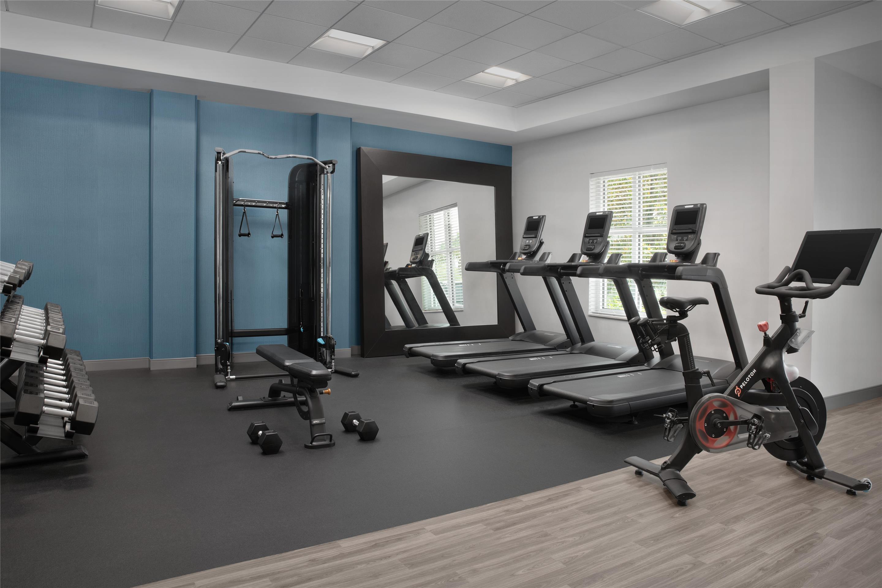 Health club fitness center gym | Hampton Inn & Suites Vero Beach Downtown