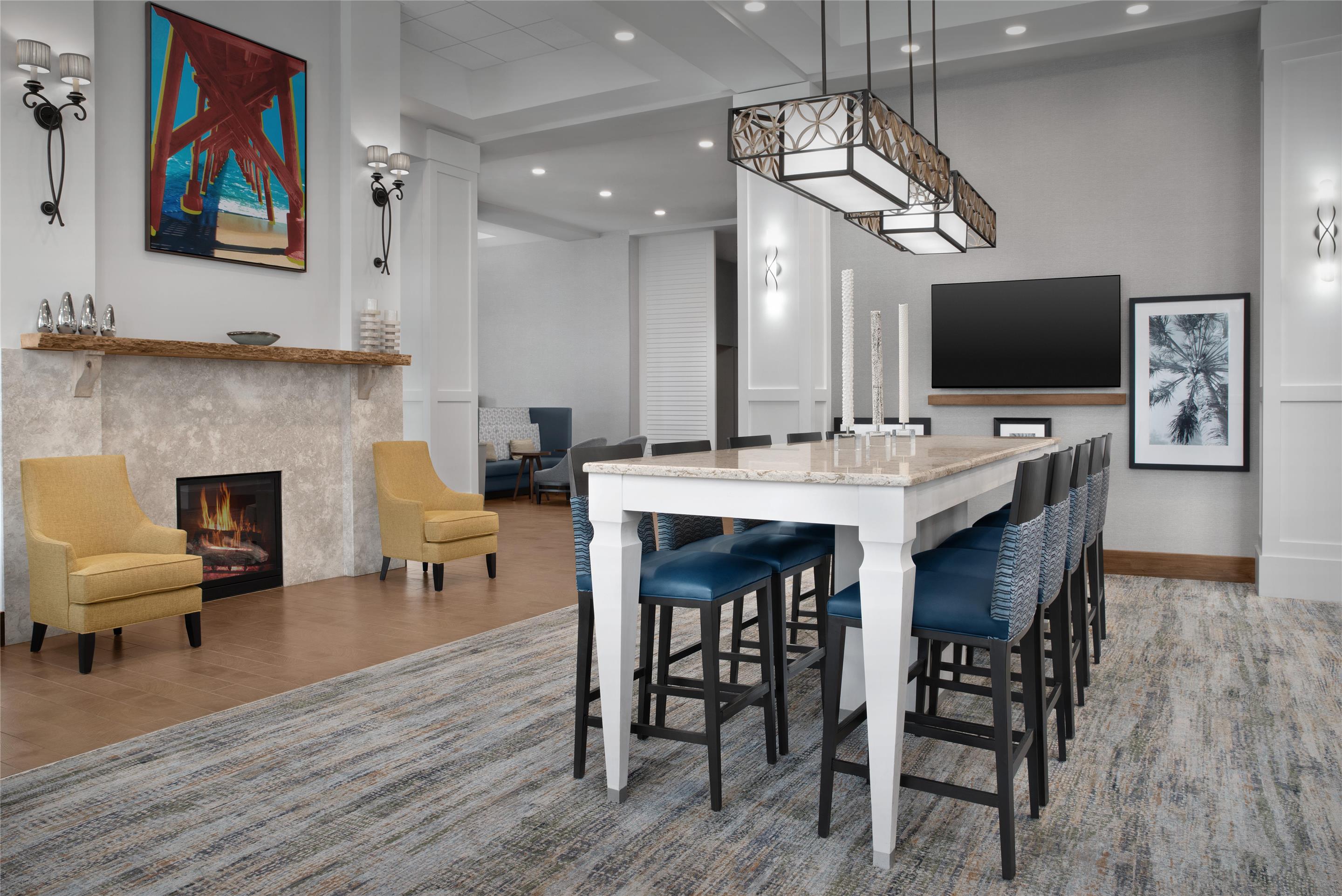 Lobby | Hampton Inn & Suites Vero Beach Downtown