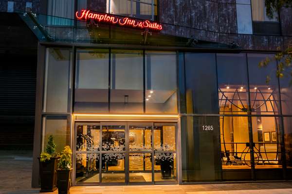 Exterior view - Hampton Inn & Suites Navy Yard Washington DC