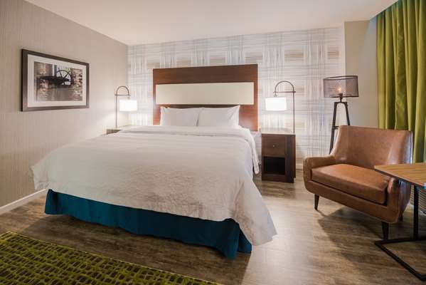  - Hampton Inn & Suites Navy Yard Washington DC