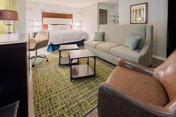  - Hampton Inn & Suites Navy Yard Washington DC