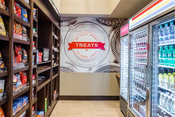 Restaurant - Hampton Inn & Suites Navy Yard Washington DC