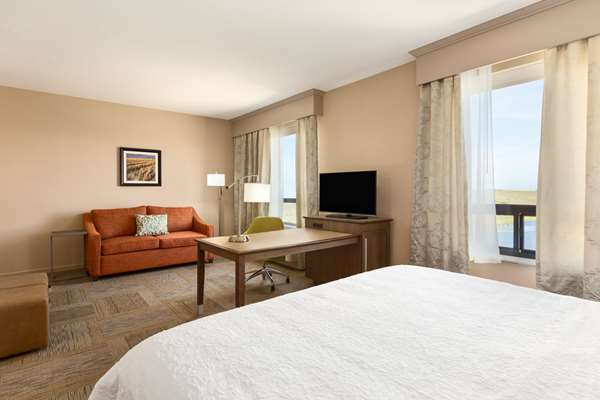  - Hampton Inn Sherwood Park