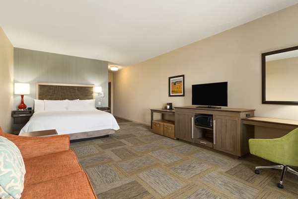  - Hampton Inn Sherwood Park