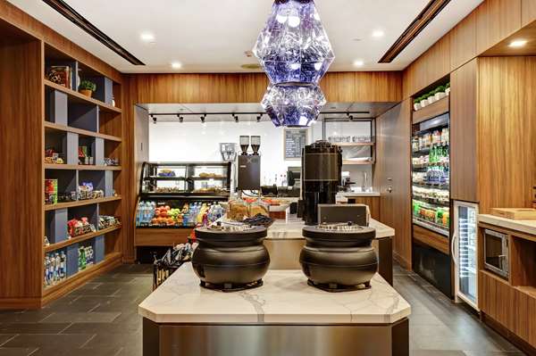 Amenities - Hilton Hotel Mississauga