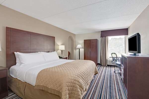  - Wyndham Garden Hotel Executive Park Charlotte - I-77, Exit 5