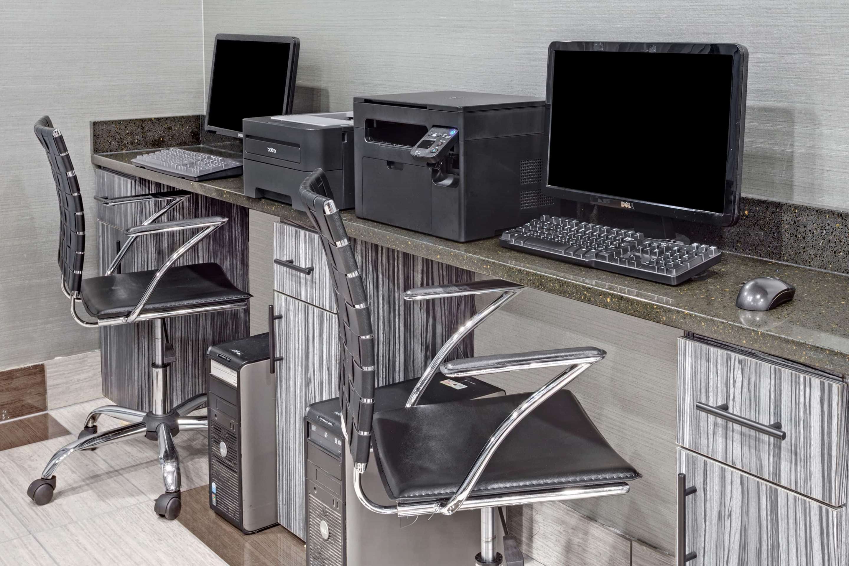 Business Center | Wyndham Garden Charlotte Airport Southeast